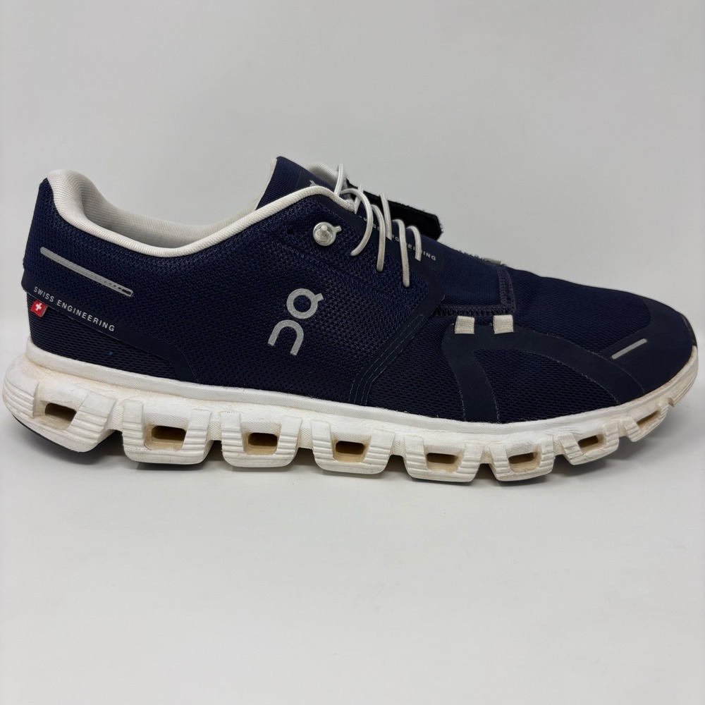 On Cloud 6 Mens Size 10 Navy Blue White Athletic Running Shoes (3MF10070692)